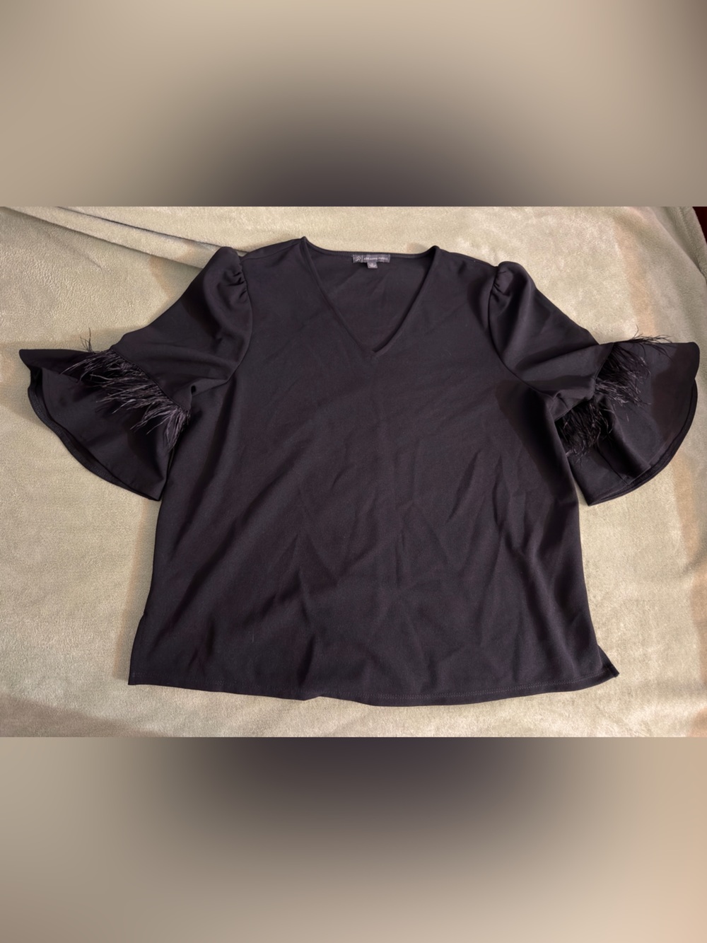 Adrianna Papell Black Off-Shoulder Women’s Top